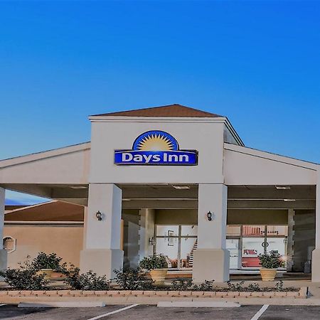 Days Inn By Wyndham Eastland Exteriör bild